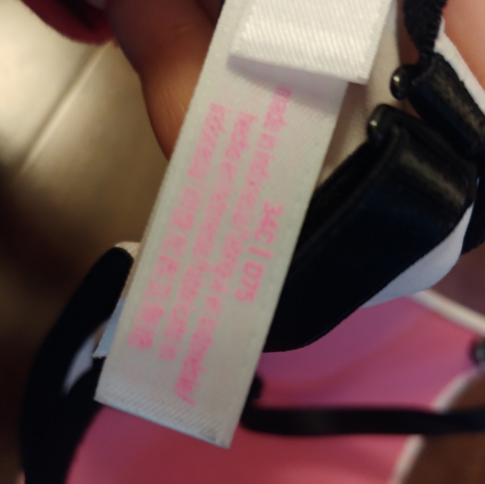 Pink bra - Picture 3 of 6